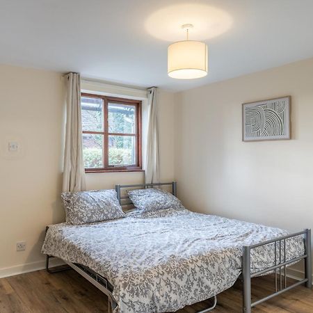 Modern Studio Flat In Wellington, Telford Wellington  Exterior photo